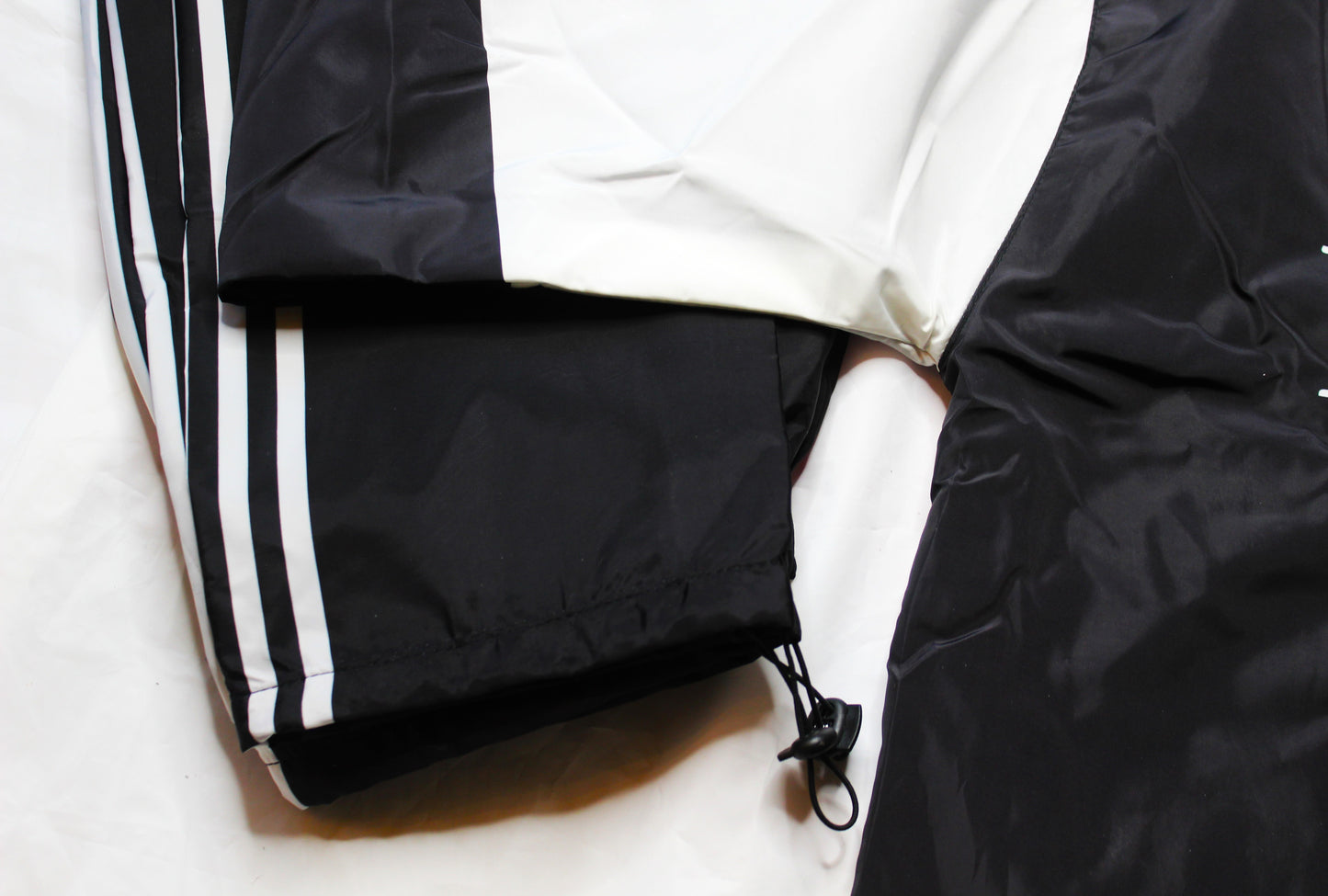 Focused Embroidered Nylon Comfort Track Suit - Black