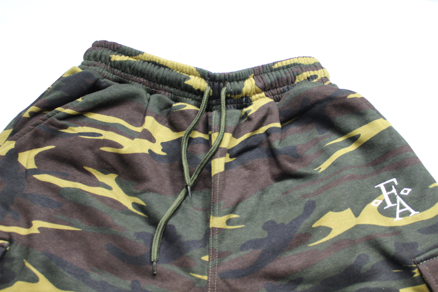 Classic Fit Camouflage Cotton Embroidered Cargo Shorts.